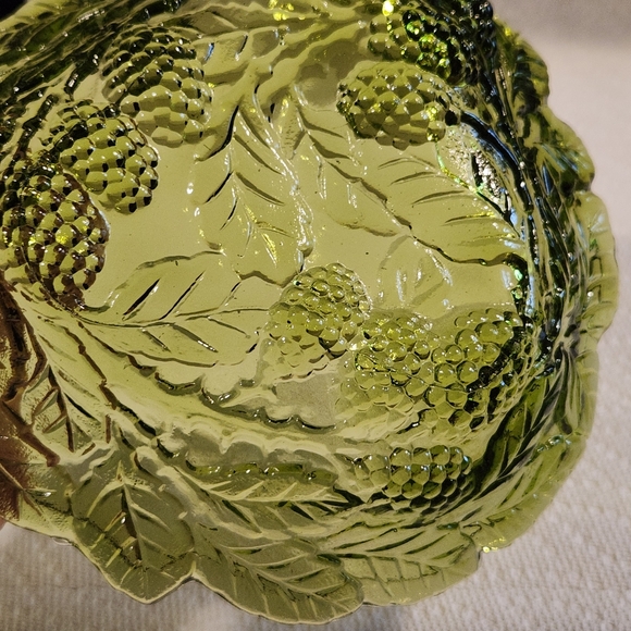 Vintage Indiana Glass Loganberry Green Glass Candy Dish Cottagecore Trinket Dish - Picture 7 of 10